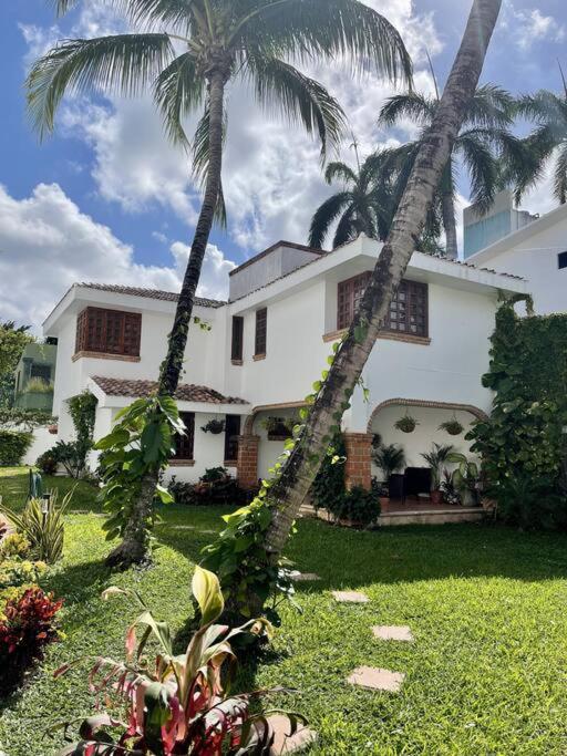 Vila Beautiful Jungle House On A Strategic Location Cancún Exteriér fotografie